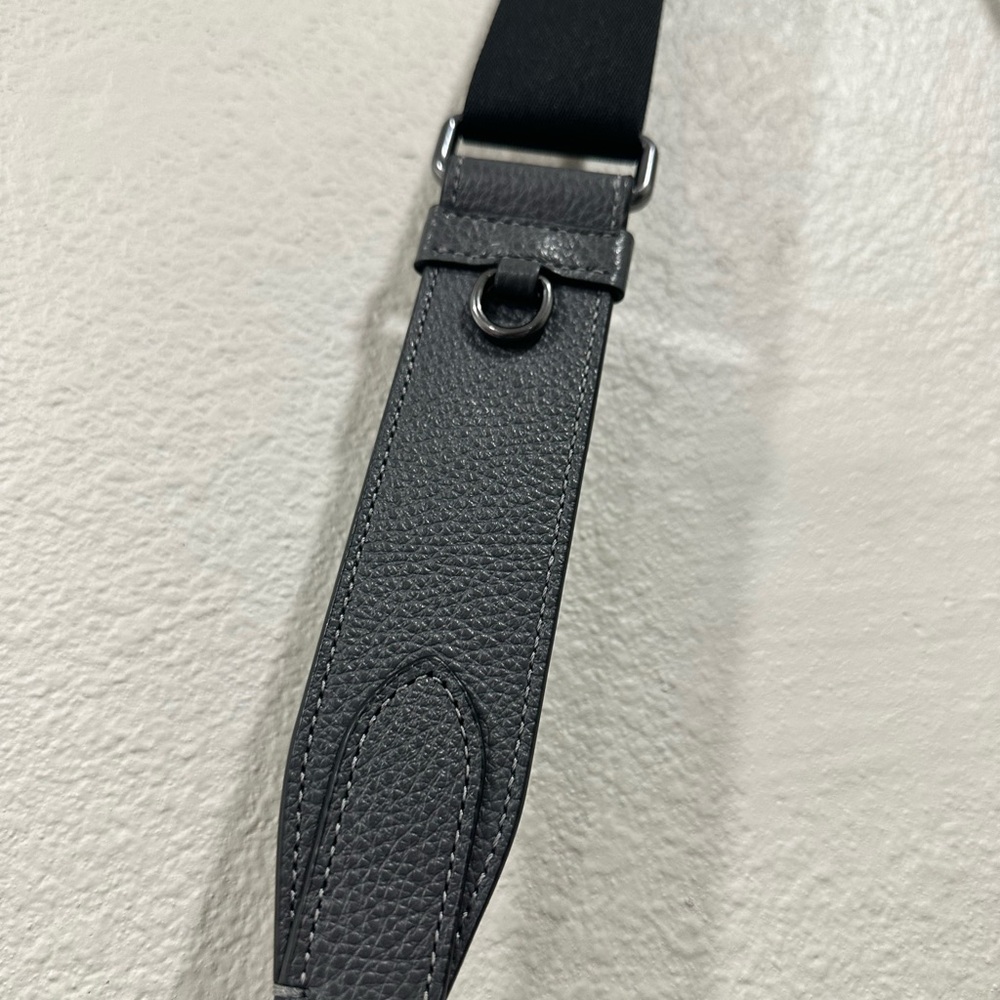 Coach Black Leather Men's Messenger Bag - Picture 7 of 9